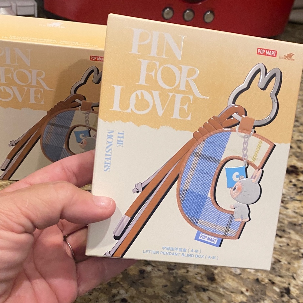 Pop Mart Pin for Love Pendant B